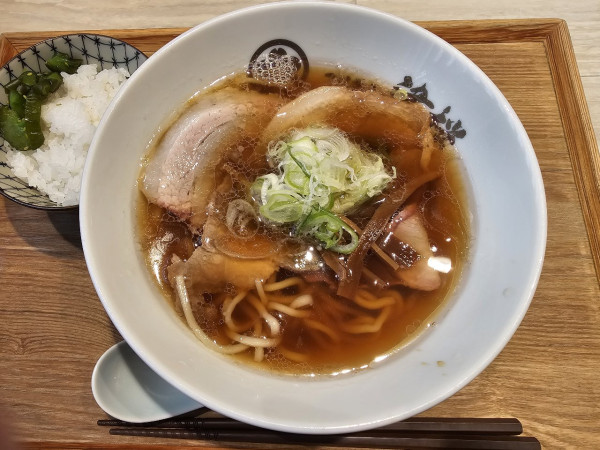 「【3周年限定】津桜流ちゃん系ラーメン　980円」@つけ蕎麦 津桜の写真