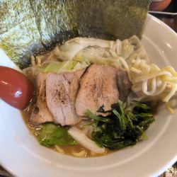 キャベツラーメン(醤油)(1,040)