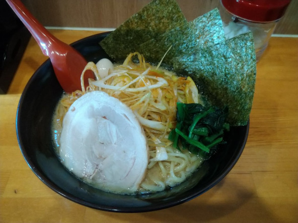 「辛ネギラーメン大盛無料　（1,020円）」@横浜家系ラーメン 赤家 上板橋店の写真