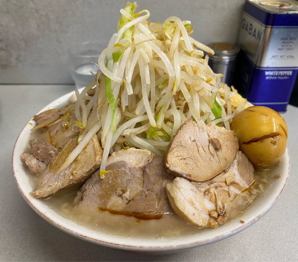 「大豚ダブルラーメン+煮玉子」@ラーメン 神田店の写真