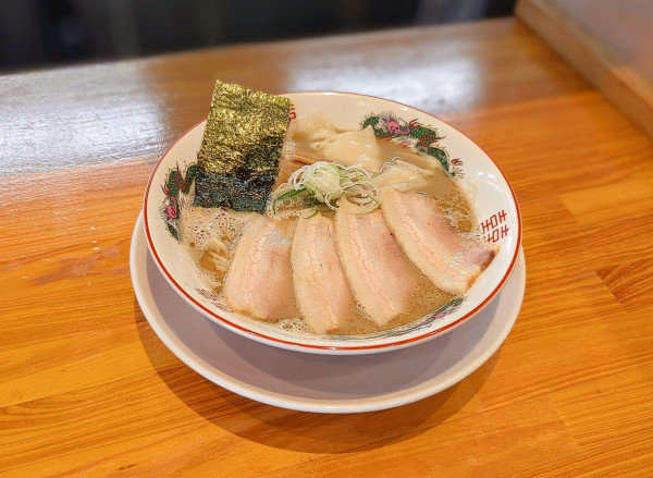 「煮干し中華そば 白【期間·数量限定】」@ニボチャチャ！！ラーメン あらき軒の写真