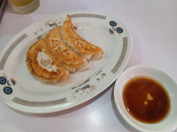 「ミニ餃子 300円（＋マーボーラーメン）」@中華料理 金来の写真