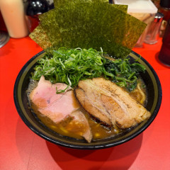 横濱家系ラーメン 二代目鈴木家の画像