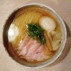 チャーシュー塩らーめん＋わんたん2個＋味玉