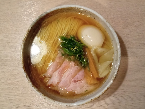 「チャーシュー塩らーめん＋わんたん2個＋味玉」@麺笑巧真の写真