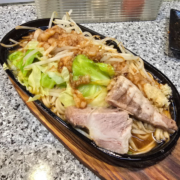 「【ゲリラ限定】焼き次郎まぜそば」@麺屋 有希の写真