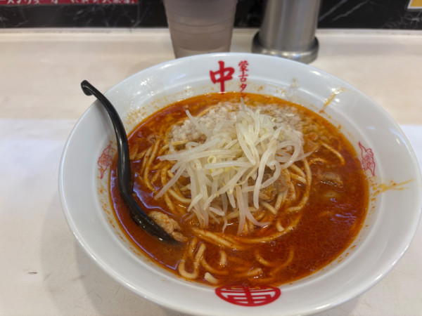 「北極＋背脂トッピング」@蒙古タンメン 中本 大宮店の写真