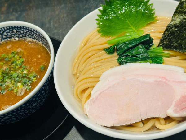 「真鯛昆布水つけ麺 1,300円 特盛 300円」@宮元製麺の写真