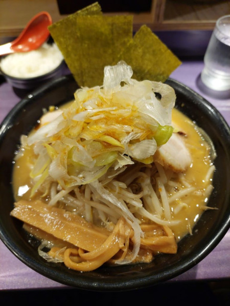 「味噌ラーメン＋ランチサービス」@麺処 神田の写真