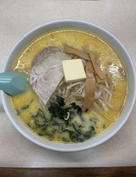 「味噌カレー牛乳ラーメン（980円）」@味の札幌 大西の写真