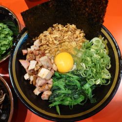 【限定】油そば（刻みニラ、キクラゲ）