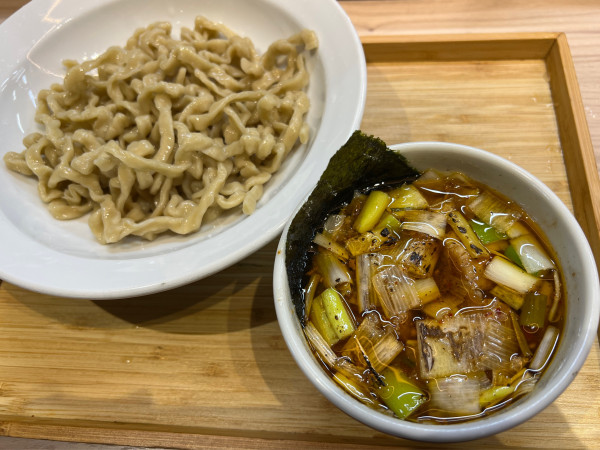 「醤油つけ麺 冷ゴワ麺」@自家製麺 じゃじゃ。の写真
