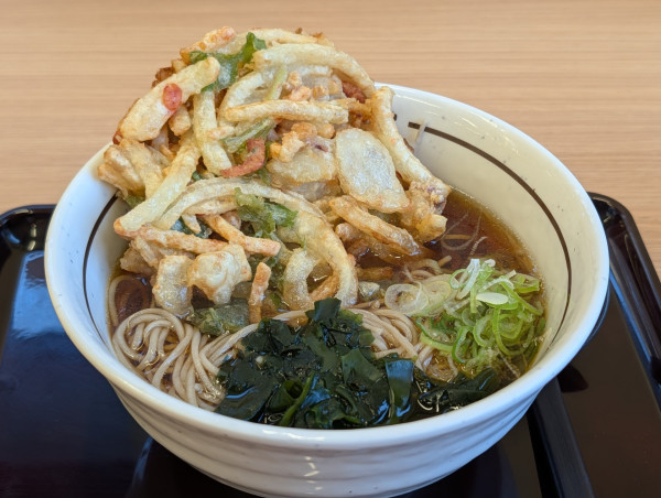 「天ぷらそば（590円）」@山田うどん食堂 東松山店の写真
