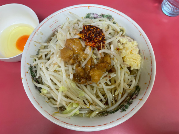 「大ラーメン ¥950 生たまご ¥50」@ラーメン二郎 千住大橋駅前店の写真