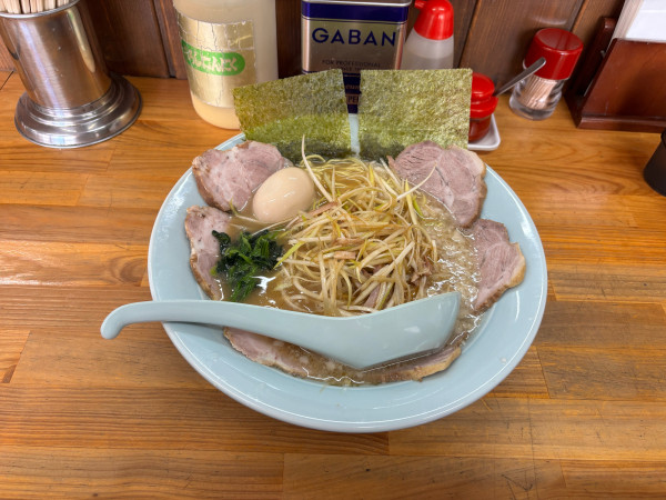 「ネギチャーシューメン」@ラーメンショップ 椿 松伏店の写真