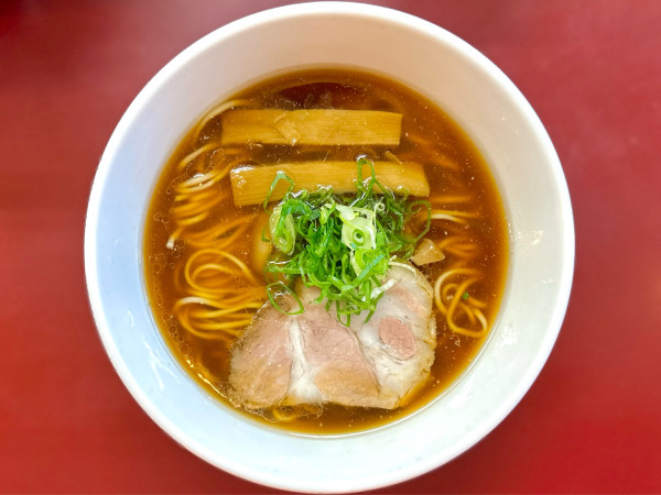 「★醤油 らぁ麺🍜¥900」@らぁ麺 松しんの写真
