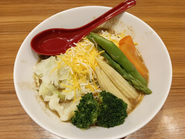 「チーズ温野菜野煮干しラーメン・並（¥1,130）」@にぼしらーめん88 アスナル金山店の写真