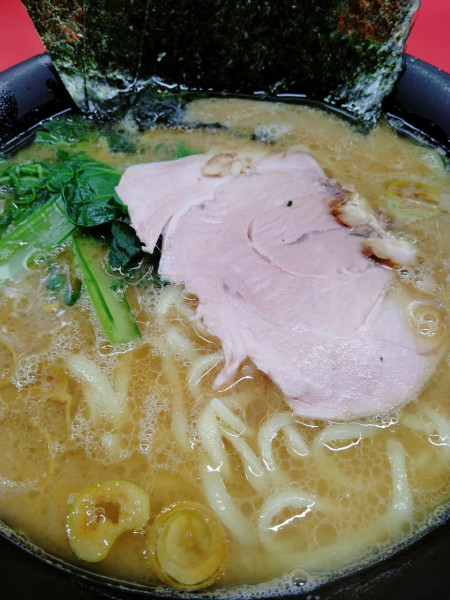 「ラーメン」@ラーメン杉田家の写真