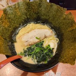 醤油豚骨ラーメン