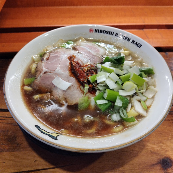 「煮干しラーメン中盛り」@ラーメン凪 大宮店の写真