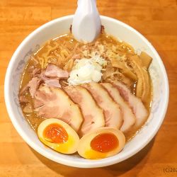 味玉みそ大盛チャーシュー