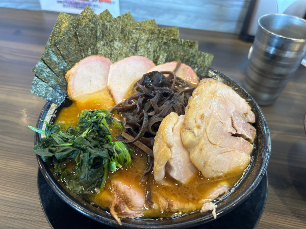 「チャーシューメン　のり　バラ×2    キクラゲ　カタコイオオ」@家系ラーメン がくの写真
