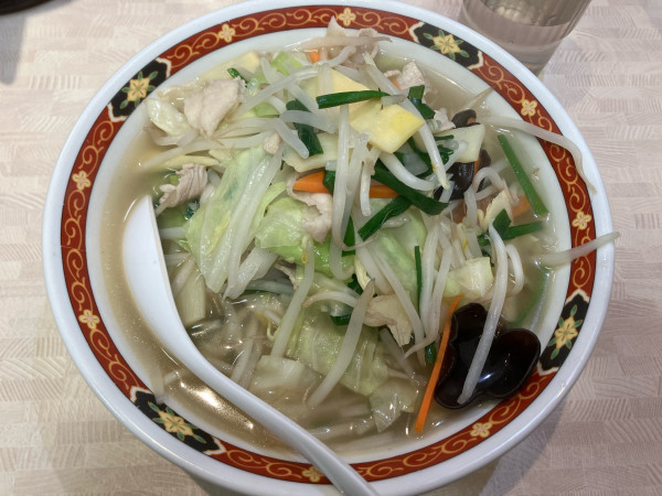 「うま塩タンメン　大盛り　690円＋100円」@中華食堂 一番館 渋谷桜丘町店の写真