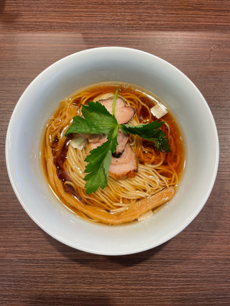 「しょうゆらぁ麺(1000円)」@支那蕎麦屋 藤花の写真