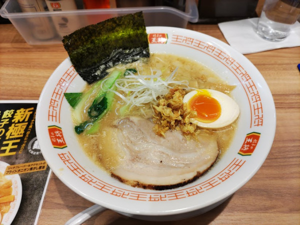 「新極王餃子の王将ラーメン」@餃子の王将 高田馬場店の写真