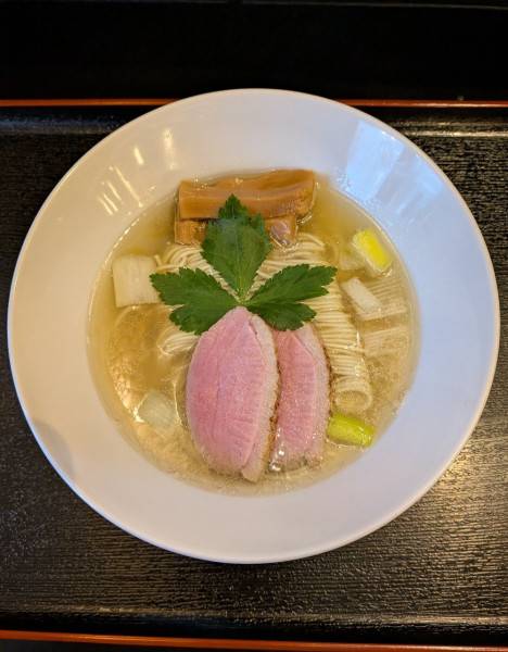 「鴨だし塩ラーメン」@麺堂にしき 西武新宿店の写真