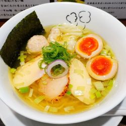 特製鶏の塩らーめん