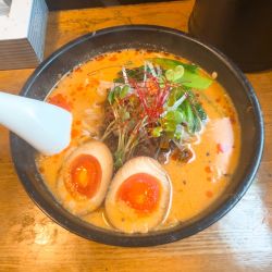 坦々麺(麺・肉大盛無料)＋味付玉子