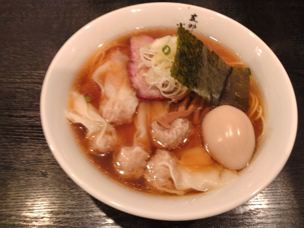 「ワンタンメン(ワンタン5個)醤油¥1150+味付玉子¥150」@支那ソバ 小むろの写真