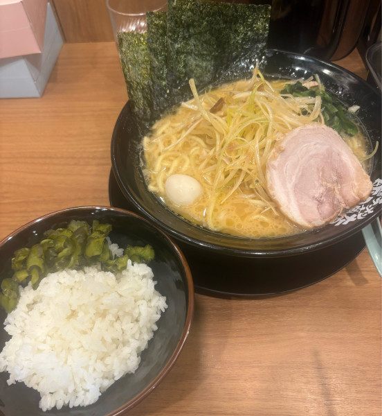 「ネギラーメン大」@町田商店 大崎店の写真