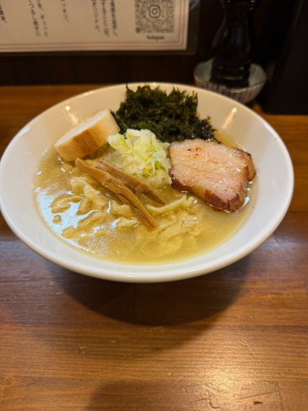「丸鶏と浅利のらぁ麺(極太ちぢれ麺) 980円」@自家製麺 ラカンの写真