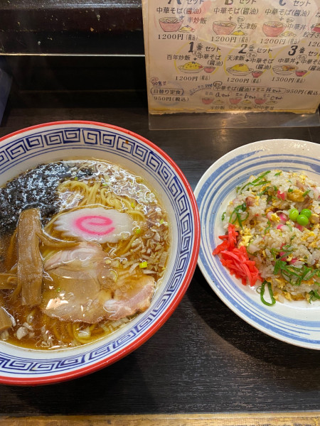 「Aセット（中華そば＋半炒飯）」@中華飯店 百年の写真
