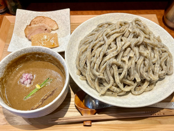 「御影つけめん 中盛+麺増し」@手打式特級多加水 御影麺 鏑矢の写真