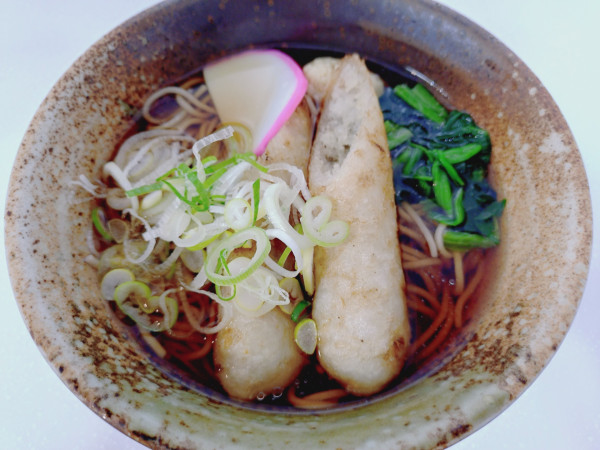 「（期間限定）きりたんぽ そば　７３０円　※」@えきめんや 京急川崎店の写真