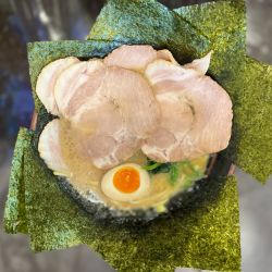 醤油豚骨チャーシューメン