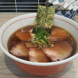 Ramen 博し光る