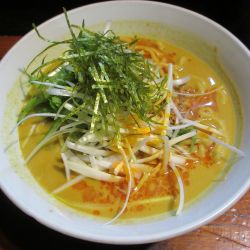 うま辛カレー担々麺（1,050円）