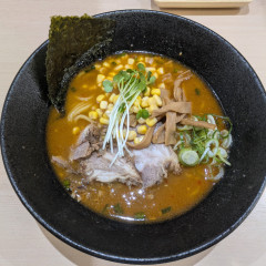 へそまがりラーメンの画像