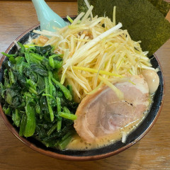 横浜家系ラーメンとりとんの画像