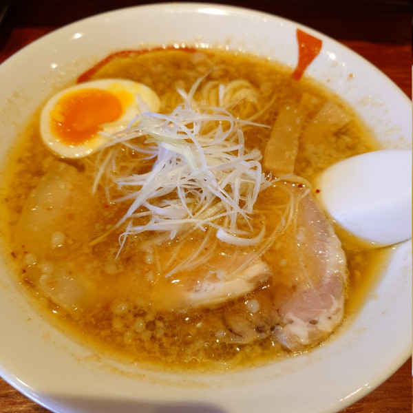 「塩（豚バラ）」@拉麺はちべえの写真