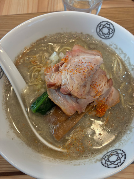 「極煮干し」@TOKYO RAMEN かいかの写真