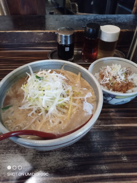 「海の味噌そば+蛍ごはん」@中華そば 螢の写真