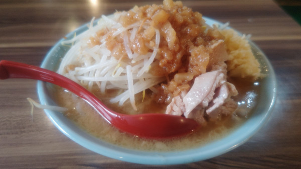 「小らーめん２００ｇ  ８３０円」@ラーメン豚好 野上町店の写真