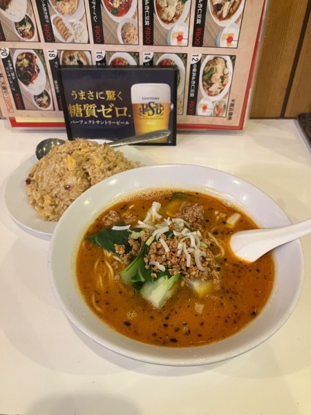 「担々麺半チャーハンセット」@如家飯店の写真