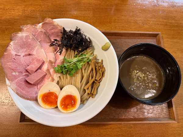 「限定・超すこぶる濃厚煮干しつけ麺 太麺ver」特製」@らぁ麺はうす Sumika0の写真