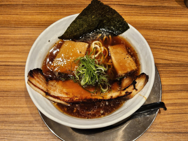 「しょうが醤油」@ラーメンいっとうや CoCoLo新潟店の写真